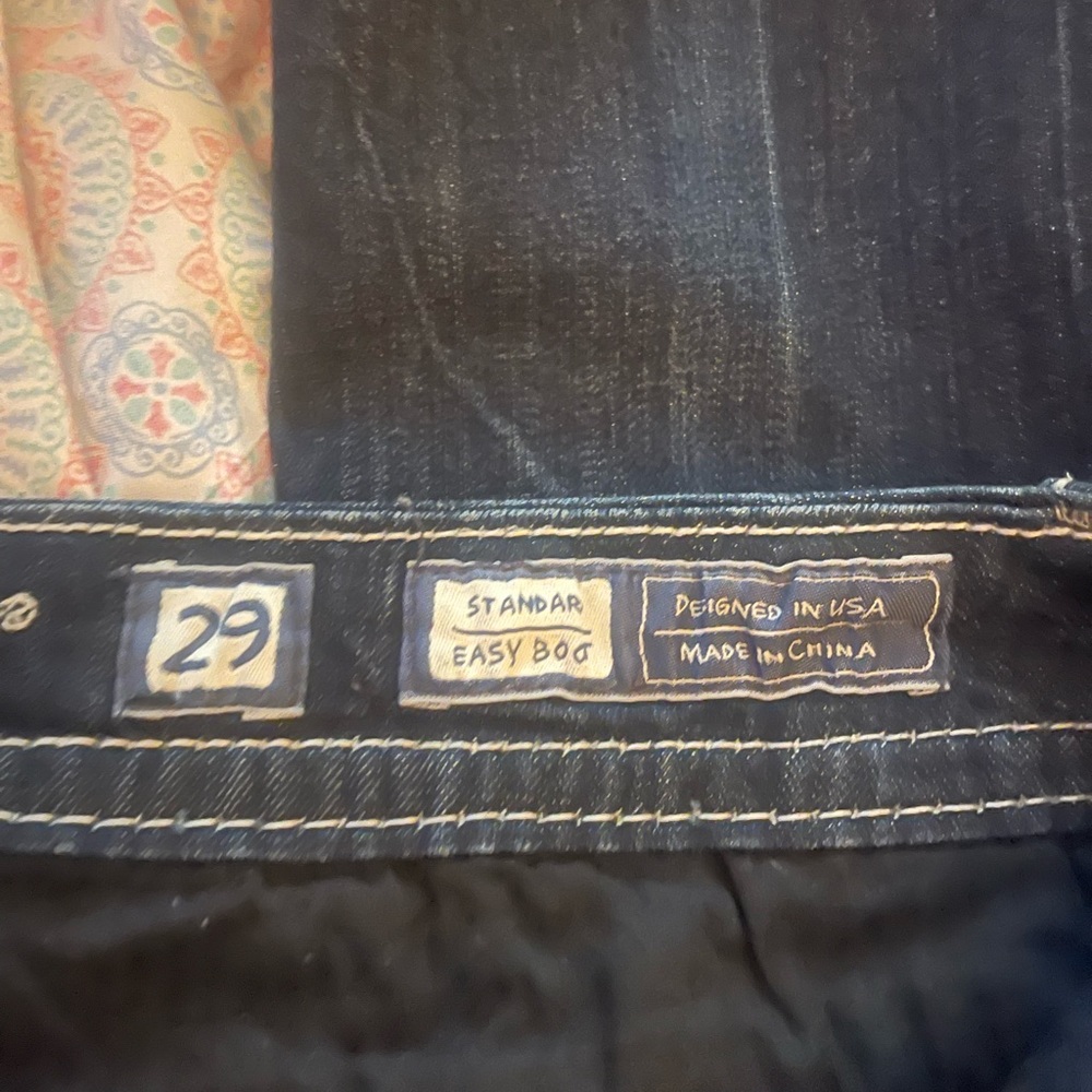 Jeans - Picture 2 of 3